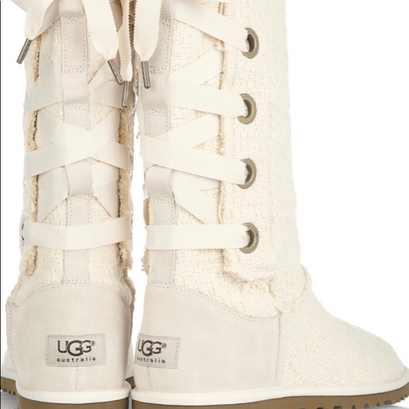 UGG Heirloom Lace up Natural - Picture 2 of 5
